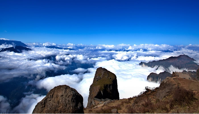 鸡公山风光