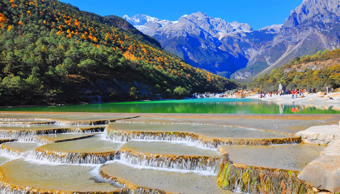 玉龙雪山蓝月谷