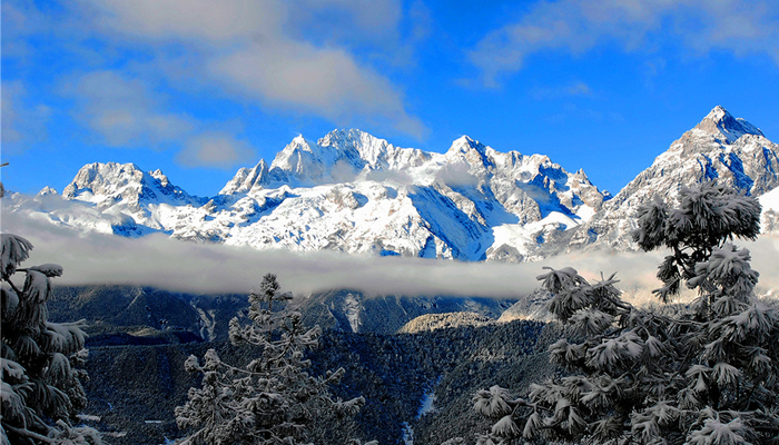 玉龙雪山风光