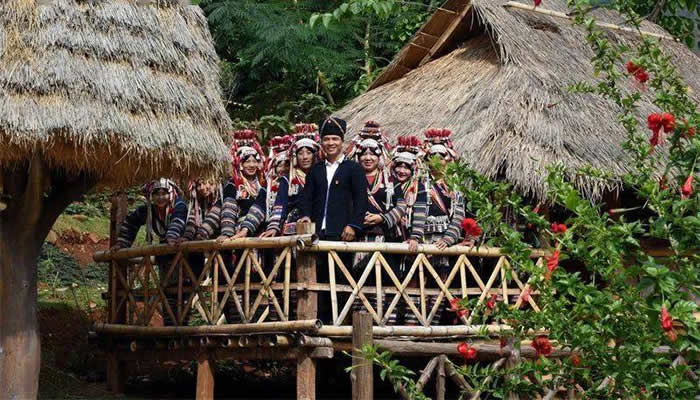 孟连迦甸岚景区