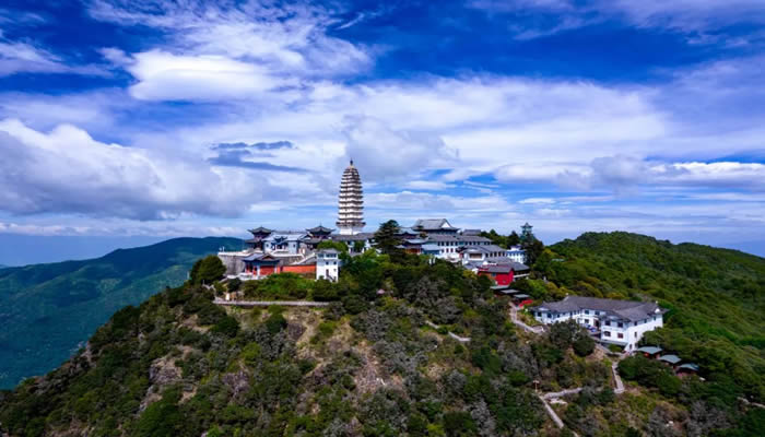 大理宾川鸡足山